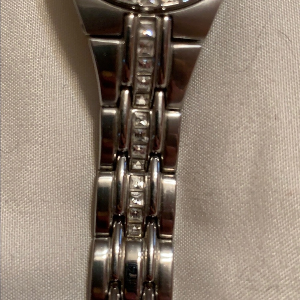 Watch - Picture 3 of 4